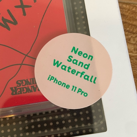 Casetify Stranger Things alphabet Christmas lights IPhone 11 Pro case
New - Picture 3 of 3